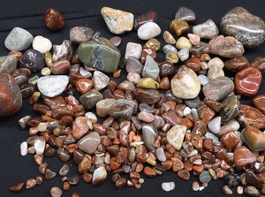 ALMOST 10LBS OF POLISHED AGATES