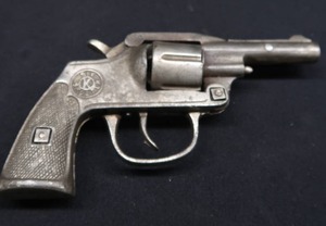 VINTAGE KLINGORE SIX SHOOTER