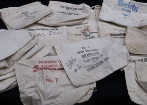 VINTAGE CLOTH BANK BAGS  ADVERTISING
