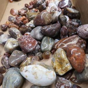 POLISHED AGATES
