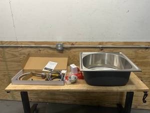 GLACIER BAY Sink with Single-Handle Pull-Down Sprayer Utility Faucet