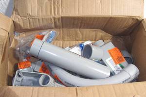 lot 102 image: Mix Lot Schedule 40 PVC Conduit 1 & 2 Parts Assemlies