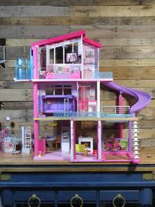 lot 1 image: LARGE Barbie Dream House with LOTS of Accessories
