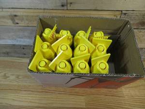 lot 100 image: Set of 12 Prestone Ice Fighter Spray De-Icer Windshield, Windows & Wipers