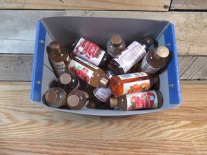 lot 98 image: Bin of 3 oz Shower & Bath Gels