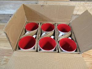 lot 147 image: Lot of SIX 16 oz CoffeeHot Chocolate Christmas Mugs