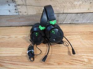 lot 119 image: Two Turtle Beach - EAR FORCE Recon 50X Over-the-Ear Wired Gaming Headset for Xbox One, PS4, PC and Xbox Series X - BlackGreen