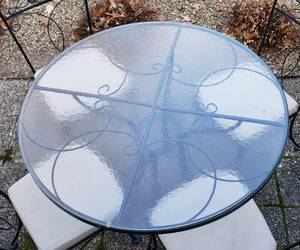 lot 83 image: Vintage Wrought Iron Glass Top Table w4 Chairs and Cushions