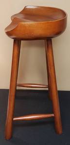 lot 58 image: Unique Stool