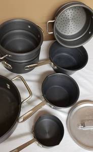 lot 221 image: Commercial Aluminum Cookware, Toledo, Ohio