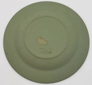 lot 258 image: Vintage Wedgwood Jasperware Green Sage Round Trinket Dish