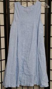 lot 310 image: Island Company Trinity Dress Womans Size Small