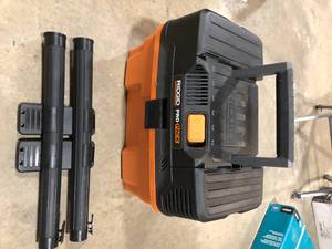 RIDGID 4.5 Gallon 5.0 Peak HP ProPack WetDry Shop Vacuum with Fine Dust Filter, Expandable Hose, Accessories and Two Dust Bags Customer Returns See Pictures