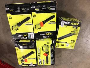 Lot of Assorted Lawn Care Items Various Models and Conditions  Customer Returns See Pictures