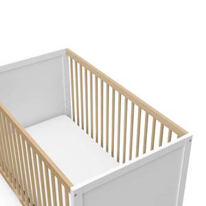 lot 11 image: Storkcraft Calabasas 3-in-1 Convertible Crib