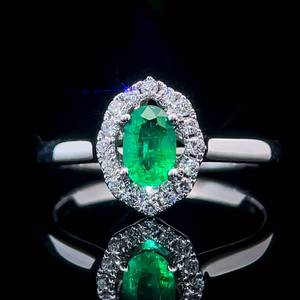 NEW Oval Emerald & Diamond Floating Halo Wreath Ring in 14k White Gold - Fine Quality & Excellent Craftsmanship $3,400 Retail VIDEO