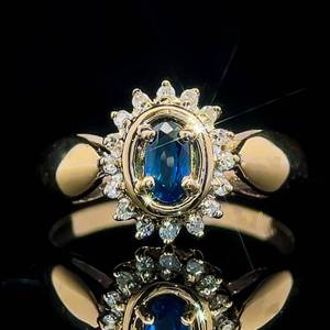 Oval Sapphire & Diamond Cluster Ring in 14k Yellow Gold