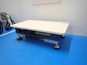 lot 25 image: Generic Scale 