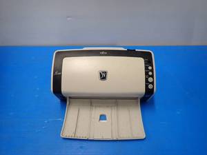lot 26 image: Fujitsu&nbspfi-6130 PA03540-B055 Document Scanner  no cables