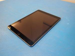 lot 50 image: Apple&nbspiPad Air 1st Gen A1474  16GB of storage  Wifi Model Only  Includes Charging Cable &nbspLarge scratches on screen