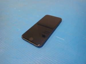 lot 110 image: Apple&nbspiphone 8 A1863  64GB of storage  Carrier Status Unlocked  Includes Charging Cable  light scratches on screen 
