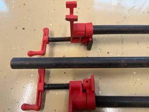 3 Pipe Clamps