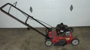 lot 2 image: Hyper Tough Lawn Mower