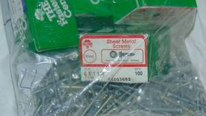 lot 14 image: Sheet Metal Screws - 6 x 1 14