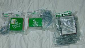 lot 18 image: Mixed Lot of Sheet Metal Screws - 8 x 1 12, 8 x 2, 8 x 3