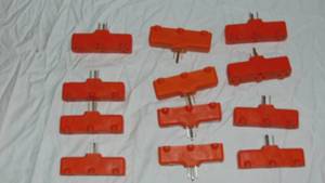 lot 48 image: Plg Outlet Orange 15W 125V (Qty - 12)