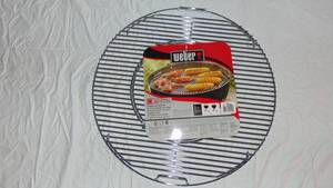 lot 56 image: 22 Weber Grill Replacement Cooking Grate