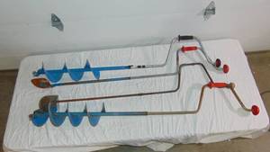 lot 85 image: Mixed Lot of Hand Ice Augers