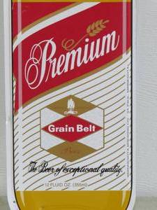 lot 64 image: Grain Belt Premium Beer Tin Wall Decor