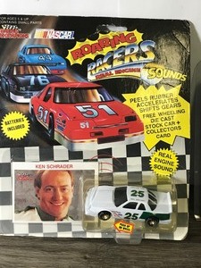 lot 16 image: 3 - Johnny Lightning - Racing Champions & Action 164 Die Cast Nascar & NHRA Racing Cars