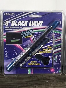 lot 24 image: 4 - New in the Package Electra 8 Black Lights