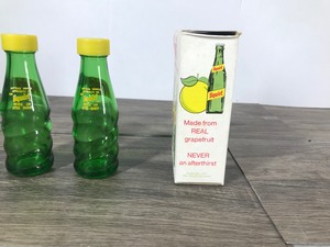 lot 32 image: Vintage 1974 Squirt Salt & Pepper Shakers in original Box
