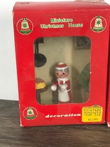 lot 55 image: 3 - Vintage Christmas Decoration Items in Original Boxes