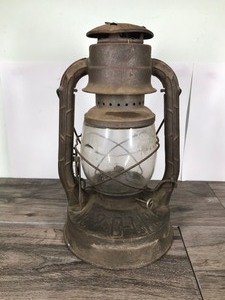 lot 68 image: Vintage Dietz N.Y. U.S.A. No.2 D-Lite Lantern