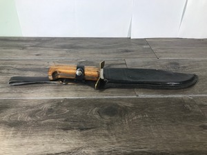 lot 108 image: Vintage Pakistan Bowie Knife with Leather Sheath