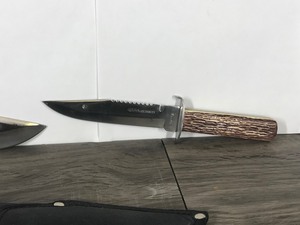 lot 109 image: 2 Piece SS 420 Hunting Knife w Nylon Sheath  8.5 Cobra & 15 Cobra Hunter II