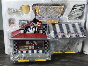 lot 118 image: Department 56 The Original Snow Village Guss Drive-in Village House