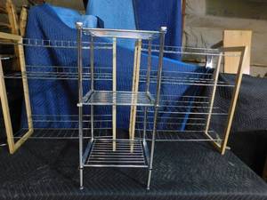 lot 207 image: 3 wire shelf stands