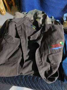 lot 221 image: 2XL Cabella shirts. 6 heavy denim and 3 light cotton polyester