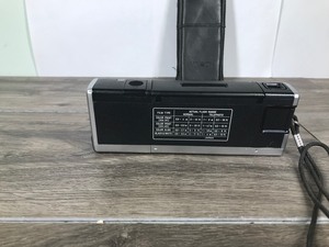 lot 181 image: Vintage MINOLTA  Pocket Autopak 460Tx Pocket Size Film Camera Made in Japan