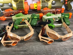 lot 316 image: Tiger Electronics LAZER TAG Team Ops Deluxe 2 Player System ( 2 sets for 4 players)