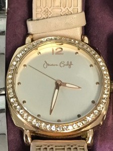 lot 339 image: 6 - Watches for Women