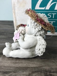lot 354 image: Cast Art Industries Dreamscicle Handmade Angel Figurine Holding a Baby Angel