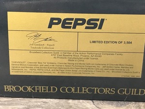 lot 480 image: 1999 Nascar Brookfield Collectors Guild Trackside Collection Jeff Gordon #24  Pepsi - Crew Cab - Open Trailer - Stock Car 124 scale die cast
