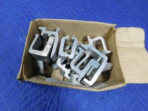 lot 254 image: Pickup topper tie downs