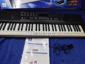 lot 262 image: bcp 61 key lighting electronic keyboard